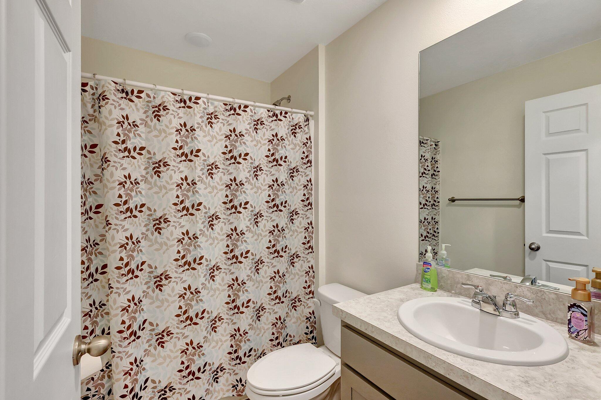 1558 Southwest Fresno Road Port St. Lucie, FL 34953 - Photo 24 of 39 28-web-or-mls-5P1A5992