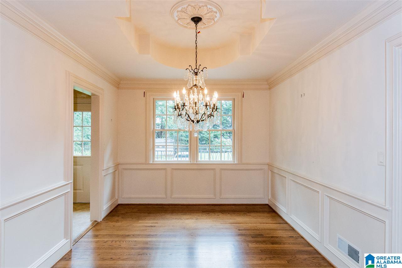 1704 Kensington Road Birmingham, AL 35209 - Photo 6 of 31