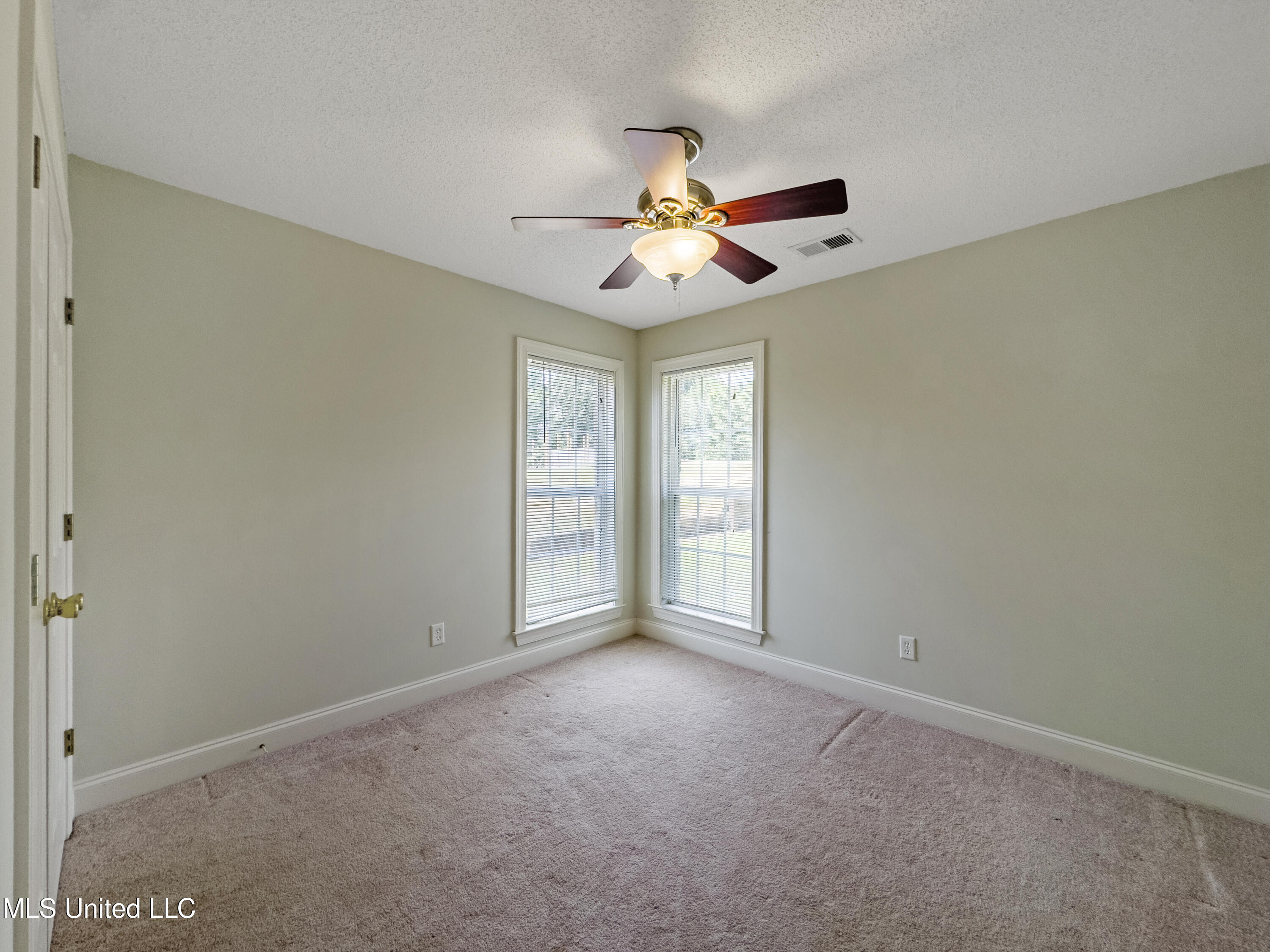336 Woodview Road Byhalia, MS 38611 - Photo 21 of 35 IMG_8292