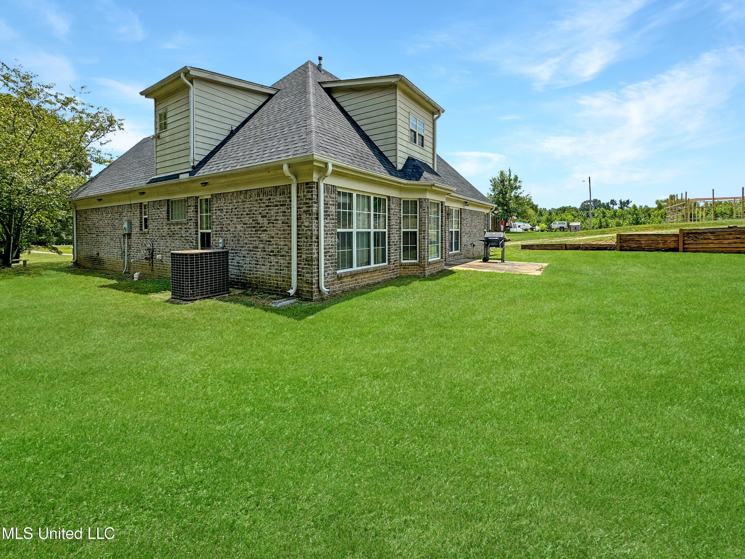 336 Woodview Road Byhalia, MS 38611 - Photo 28 of 35 IMG_8345