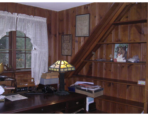 17 Jefferson Road Winchester, MA 01890 - Photo 5 of 6
