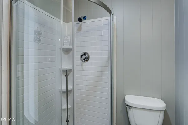 $299,900 | 538 Rock Creek Road, Erwin, TN 37650