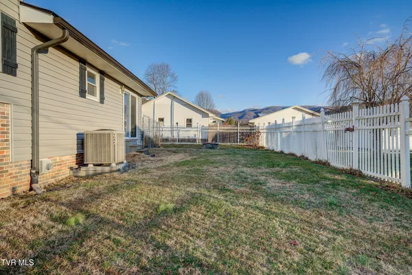 $299,900 | 538 Rock Creek Road, Erwin, TN 37650