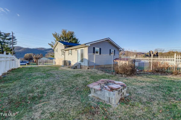 $299,900 | 538 Rock Creek Road, Erwin, TN 37650