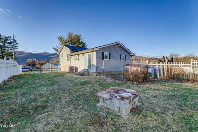 $329,000 | 538 Rock Creek Road, Erwin, TN 37650