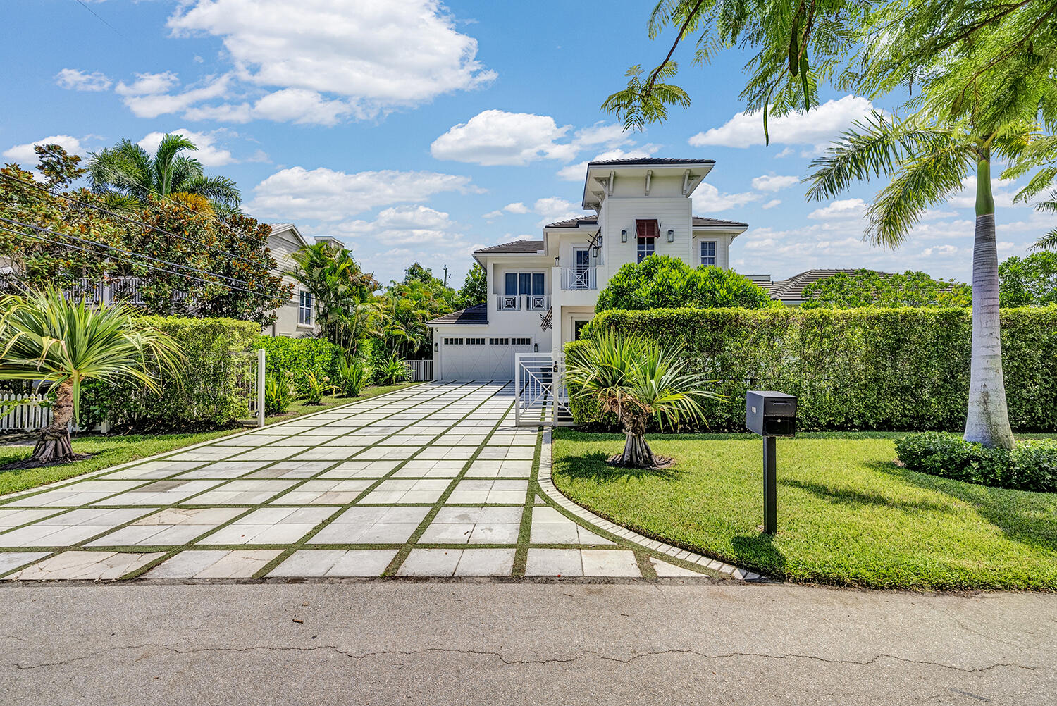 216 Northwest 11th Street Boca Raton, FL 33432 - Photo 50 of 53 DSC06378