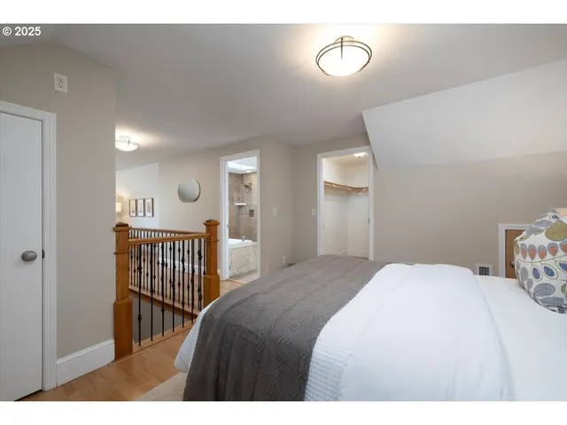 $899,000 | 3262 Fairview Way, West Linn, OR 97068