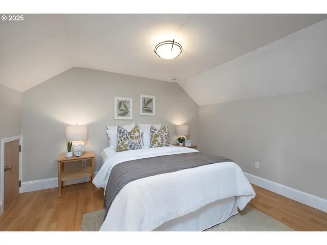 $899,000 | 3262 Fairview Way, West Linn, OR 97068