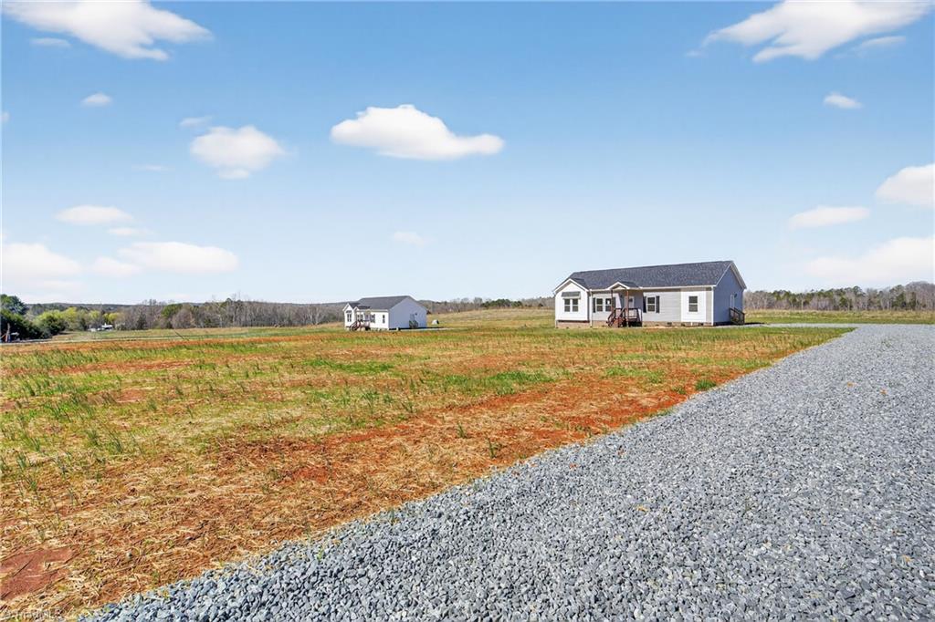 1485 Thayer Road Trinity, NC 27370 - Photo 34 of 37