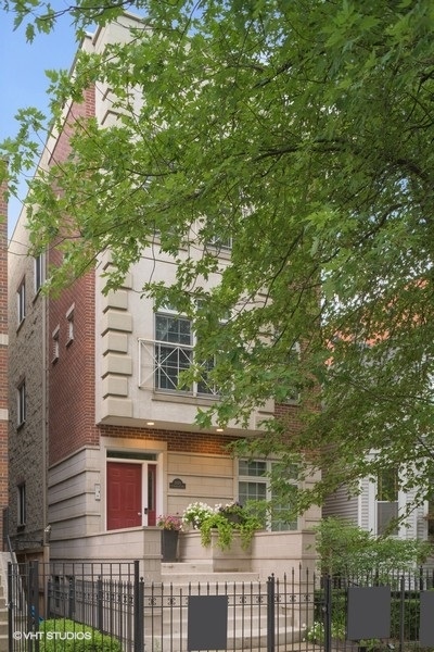 3824 North Greenview Avenue, Unit 3 Chicago, IL 60613 - Photo 1 of 38