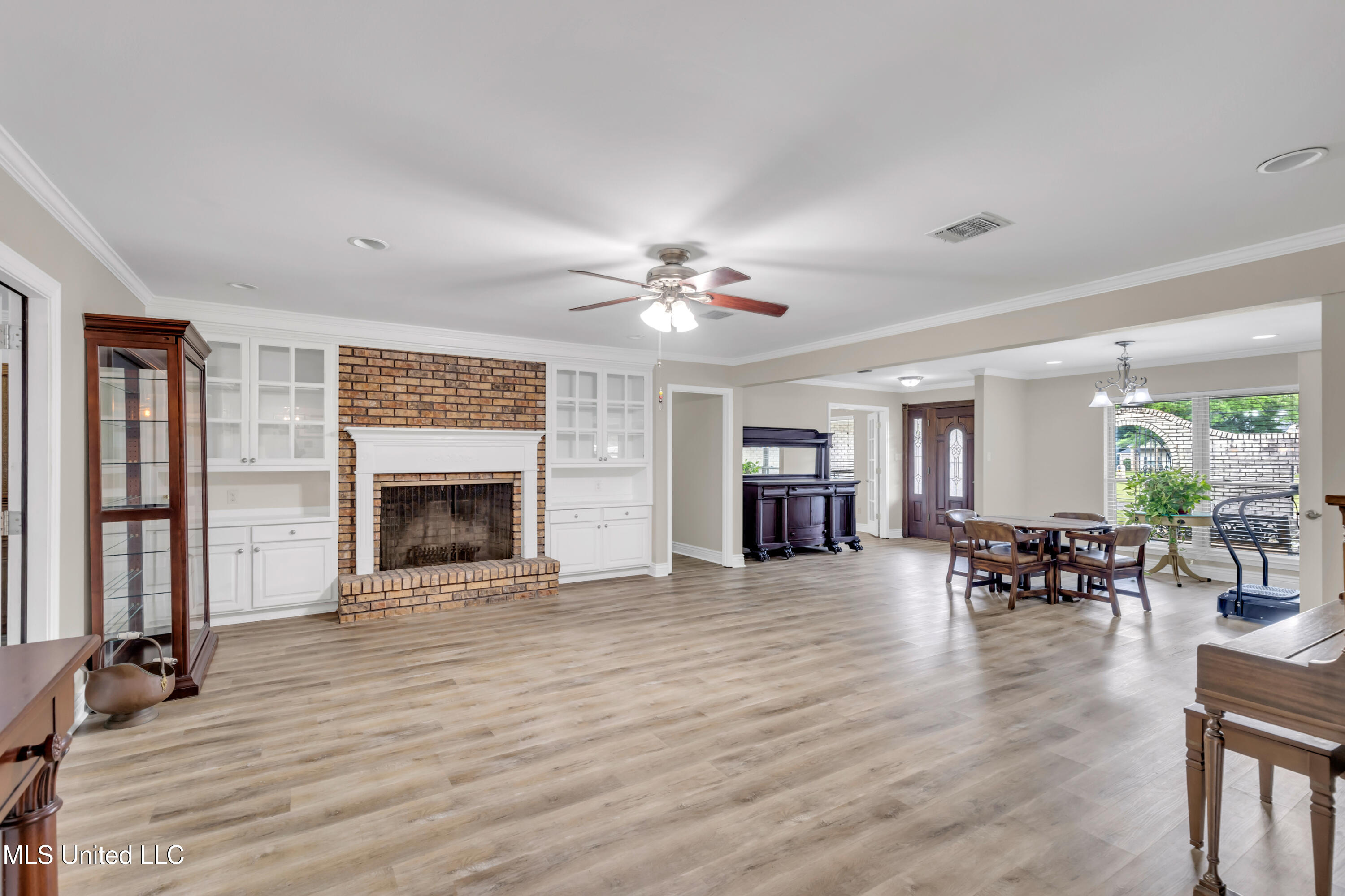 12457 Lambrecht Road Gulfport, MS 39503 - Photo 6 of 51 12457LambrechtRd-10