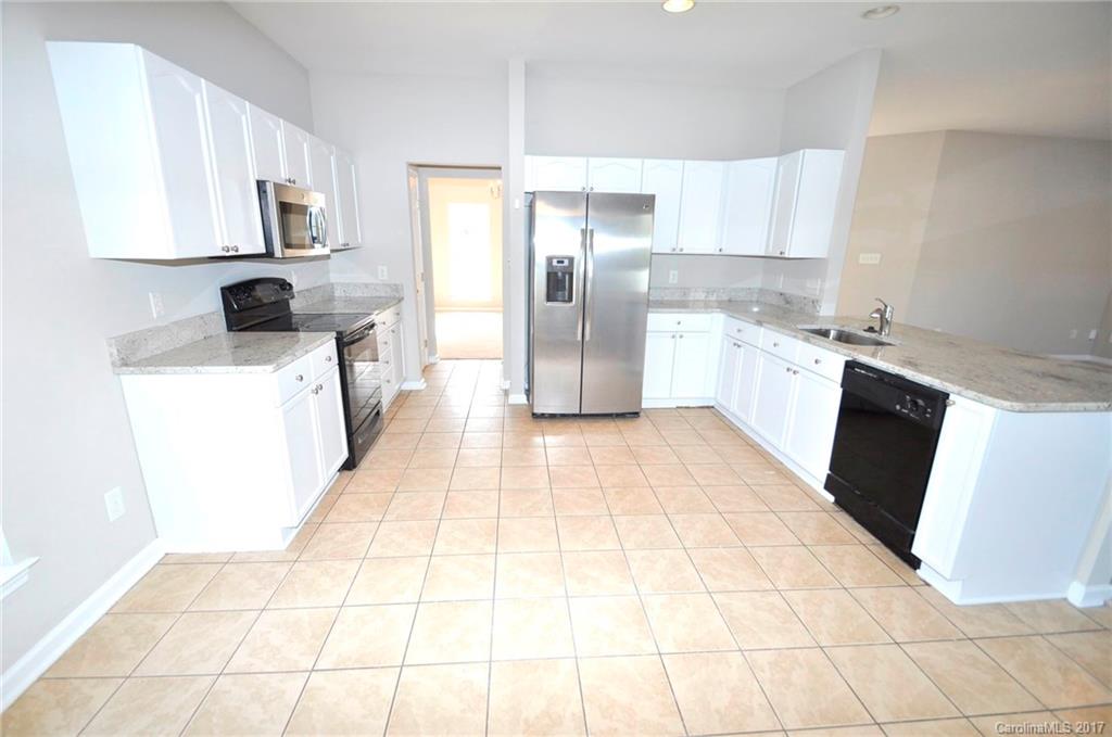 5037 Prosperity Ridge Road, Unit 15 Charlotte, NC 28269 - Photo 3 of 24 Gallery Image 3
