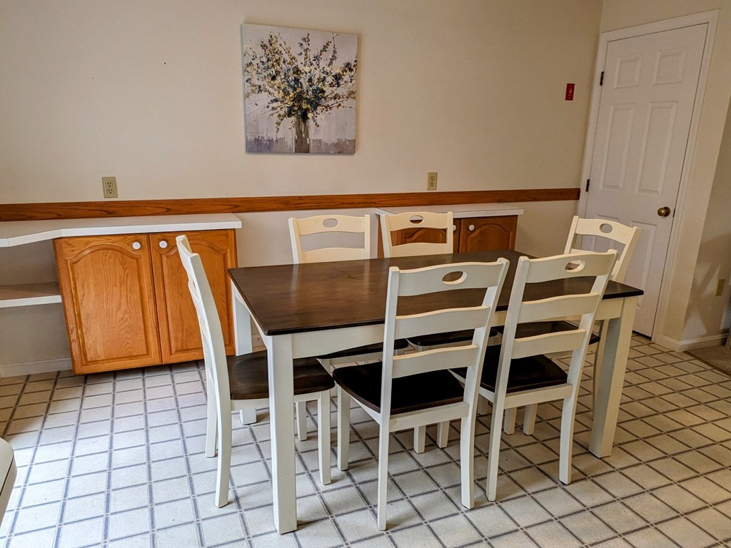 233 Oak Ridge Road, Unit 15 Plaistow, NH 03865 - Photo 4 of 10 Gallery Image 4
