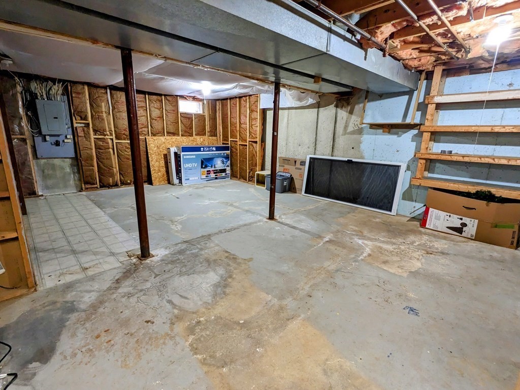 233 Oak Ridge Road, Unit 15 Plaistow, NH 03865 - Photo 8 of 10 Gallery Image 8