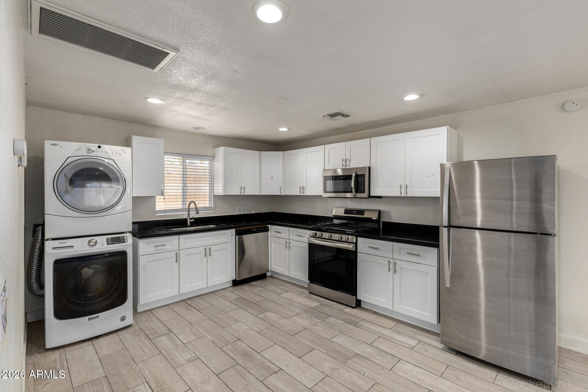 1934 East Monte Vista Road Phoenix, AZ 85006 - Photo 31 of 40