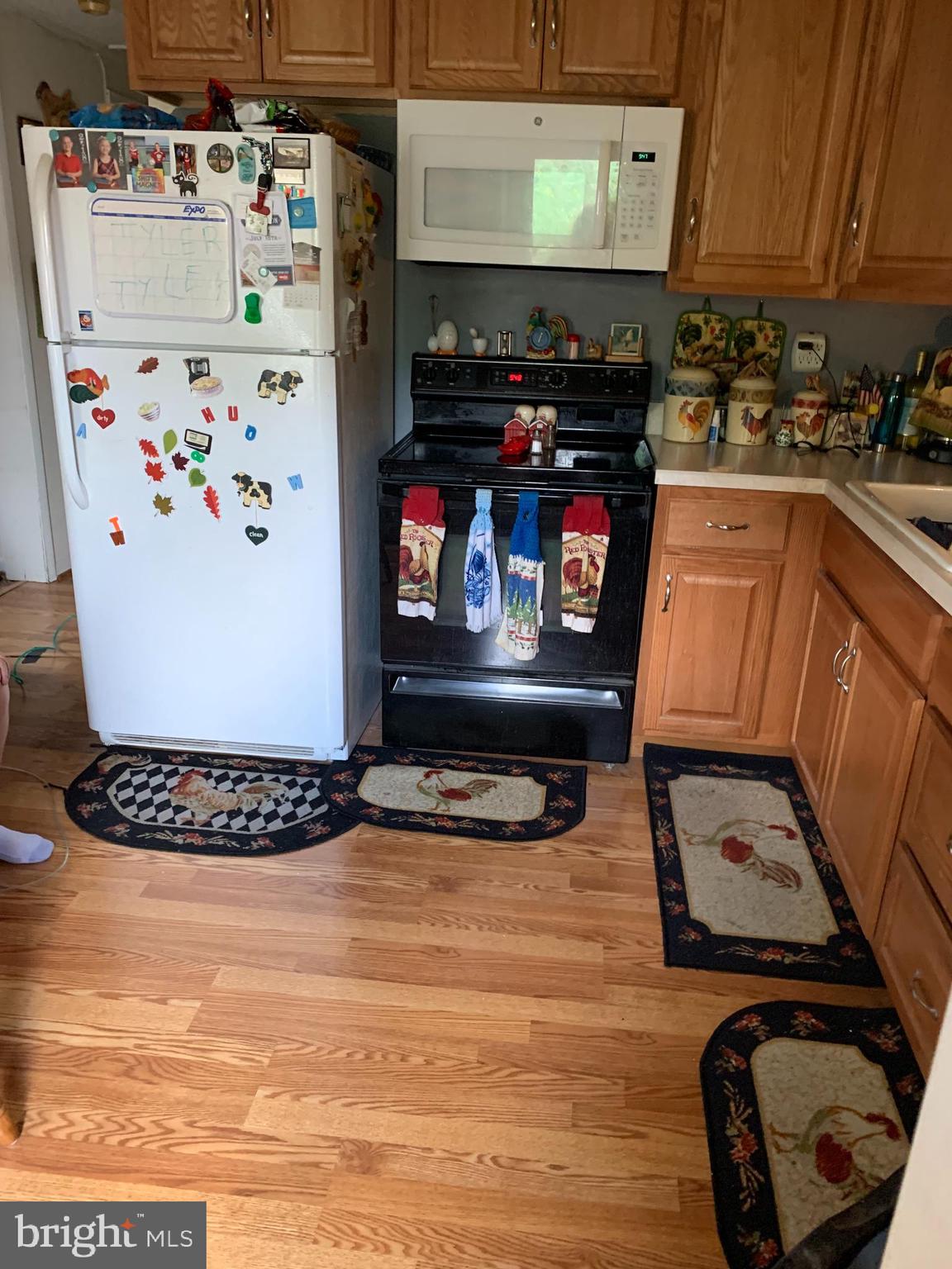 18 Sullivan Road Westminster, MD 21157 - Photo 7 of 25 Kitchen