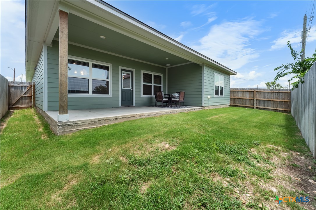 8321 Alabama Avenue Temple, TX 76502 - Photo 12 of 42 Covered Patio