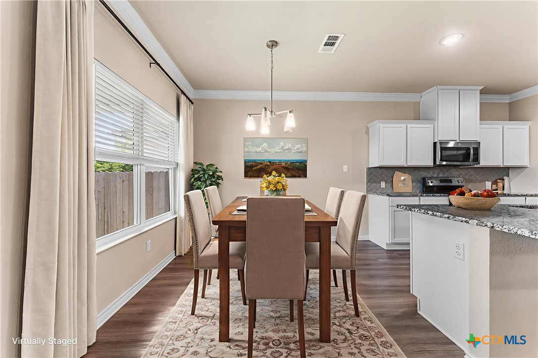 8321 Alabama Avenue Temple, TX 76502 - Photo 24 of 42 Virtually Staged Dining Room