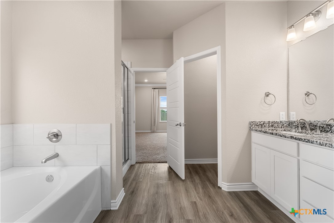 8321 Alabama Avenue Temple, TX 76502 - Photo 31 of 42 Primary Bath