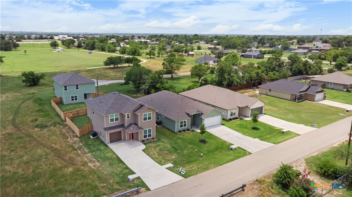8321 Alabama Avenue Temple, TX 76502 - Photo 5 of 42 Right Side Aerial