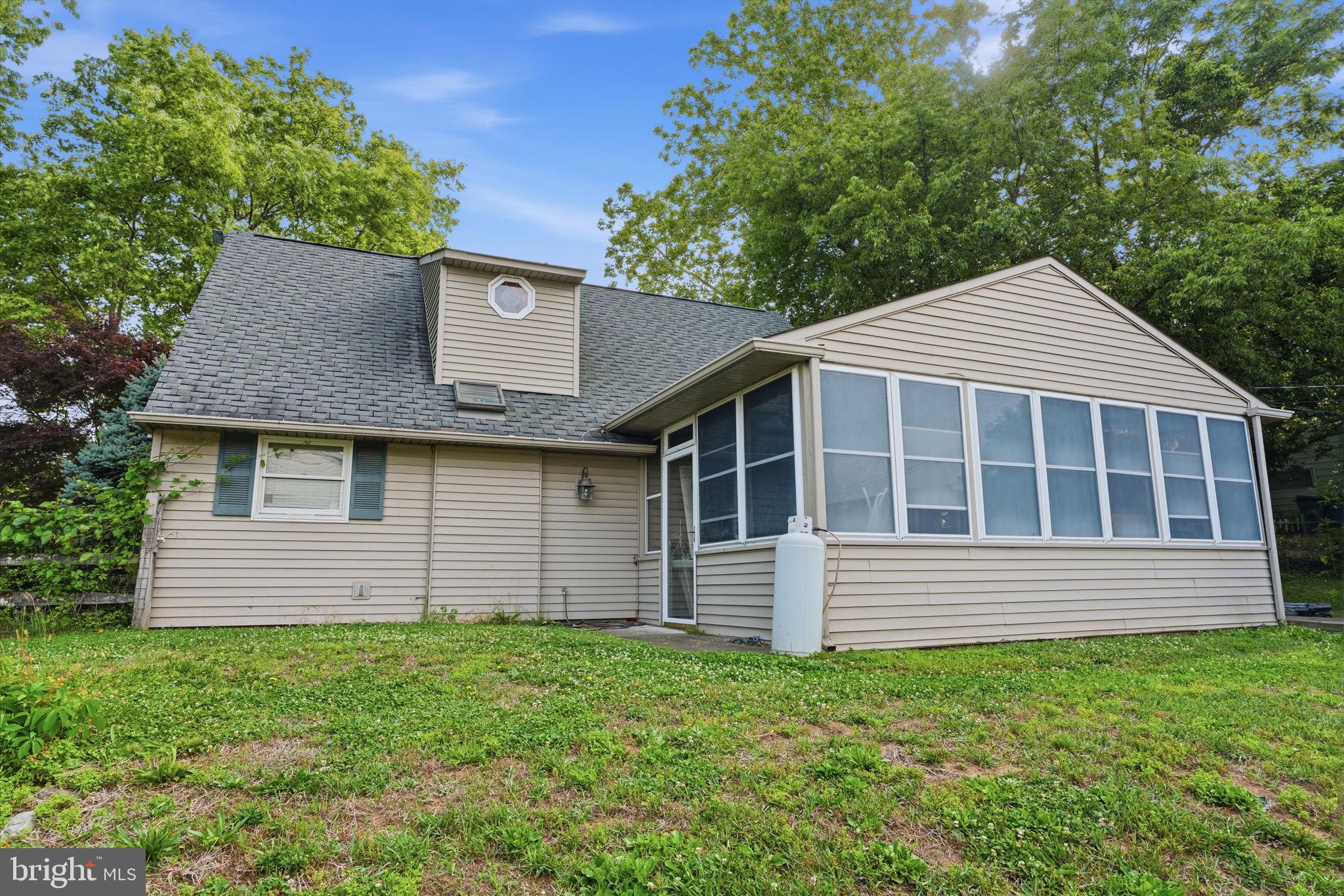 2 Quay Road Levittown, PA 19057 - Photo 29 of 32