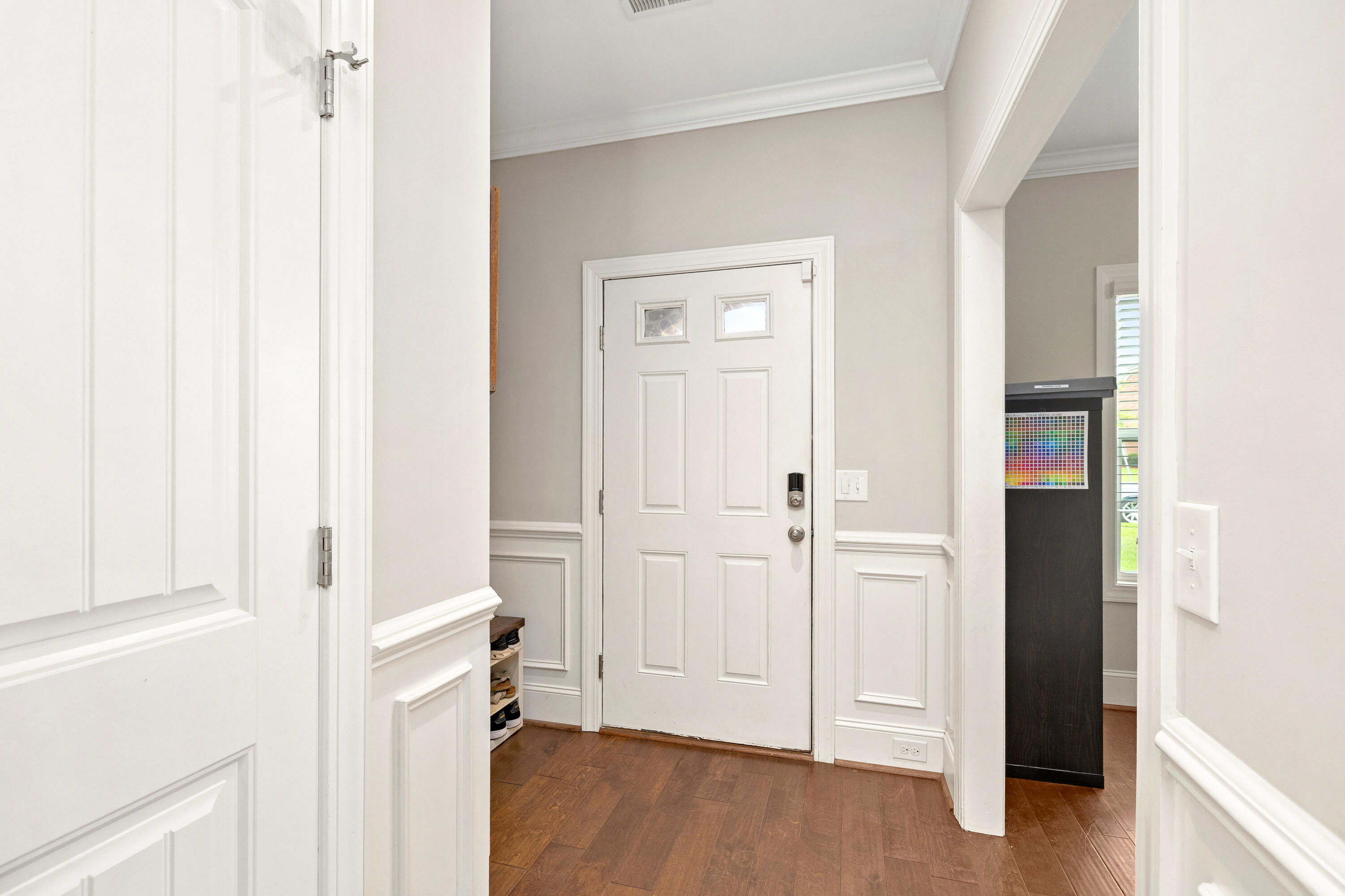 565 Curlew Circle Sumter, SC 29150 - Photo 17 of 46 foyer