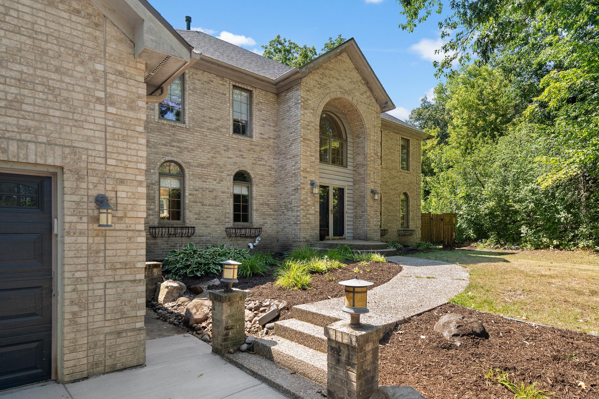 1504 Fairfield Road South Minnetonka, MN 55305 - Photo 2 of 46 Gallery Image 2