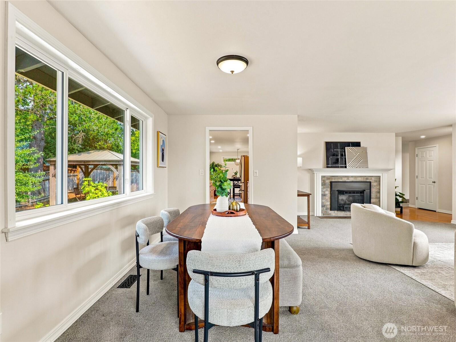 10404 Northeast 198th Street Bothell, WA 98011 - Photo 10 of 40 Gallery Image 10