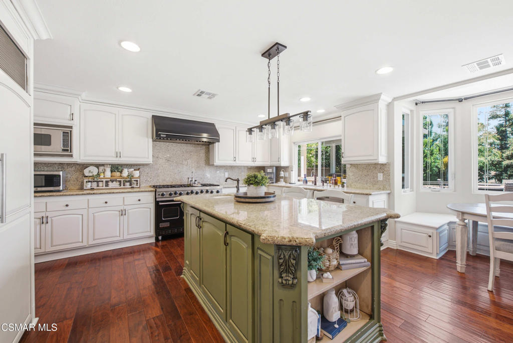 453 Highland Road Simi Valley, CA 93065 - Photo 18 of 100