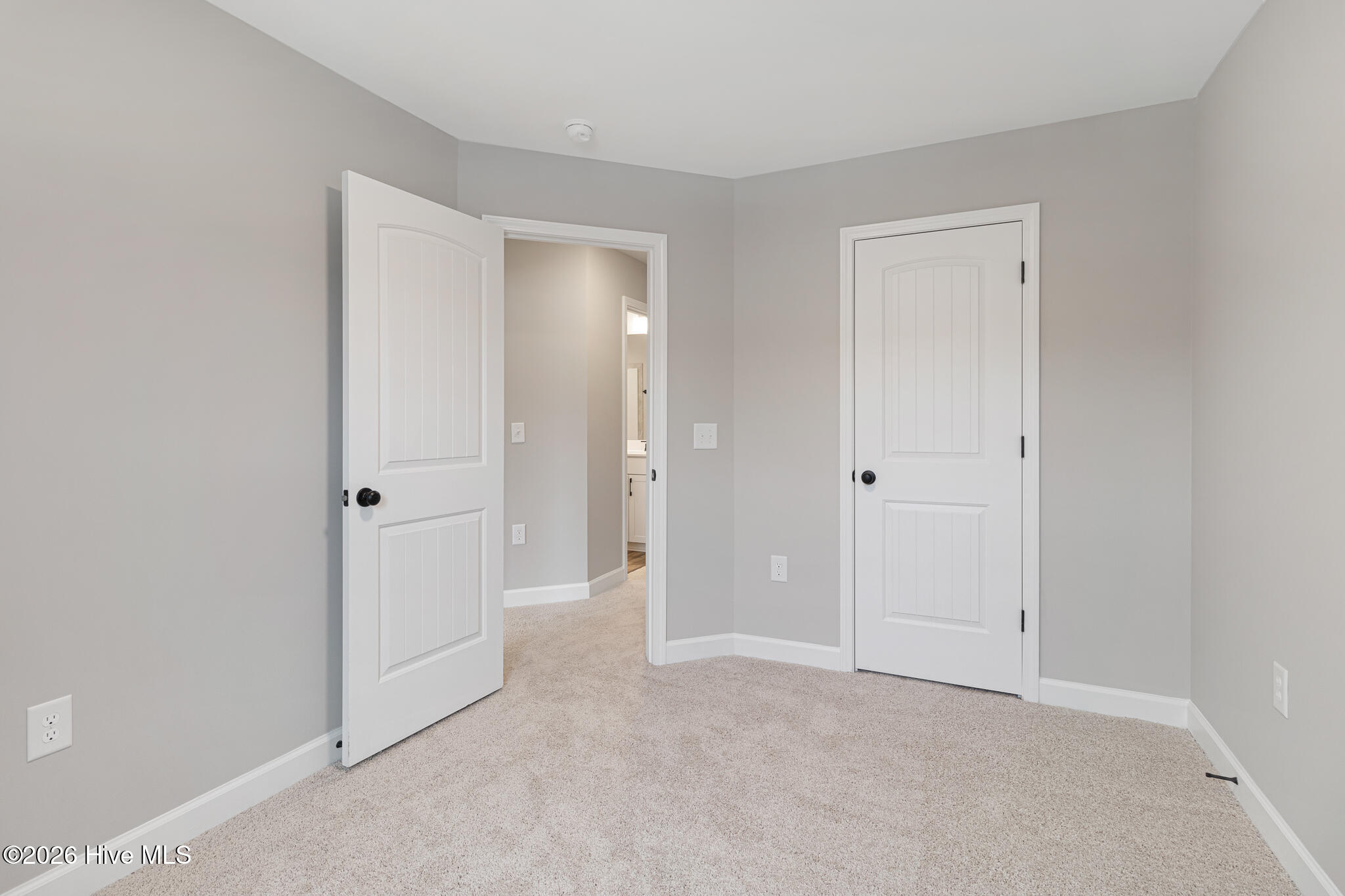 232 Cline Way, Unit 129 Beaufort, NC 28516 - Photo 20 of 37 Bedroom 2