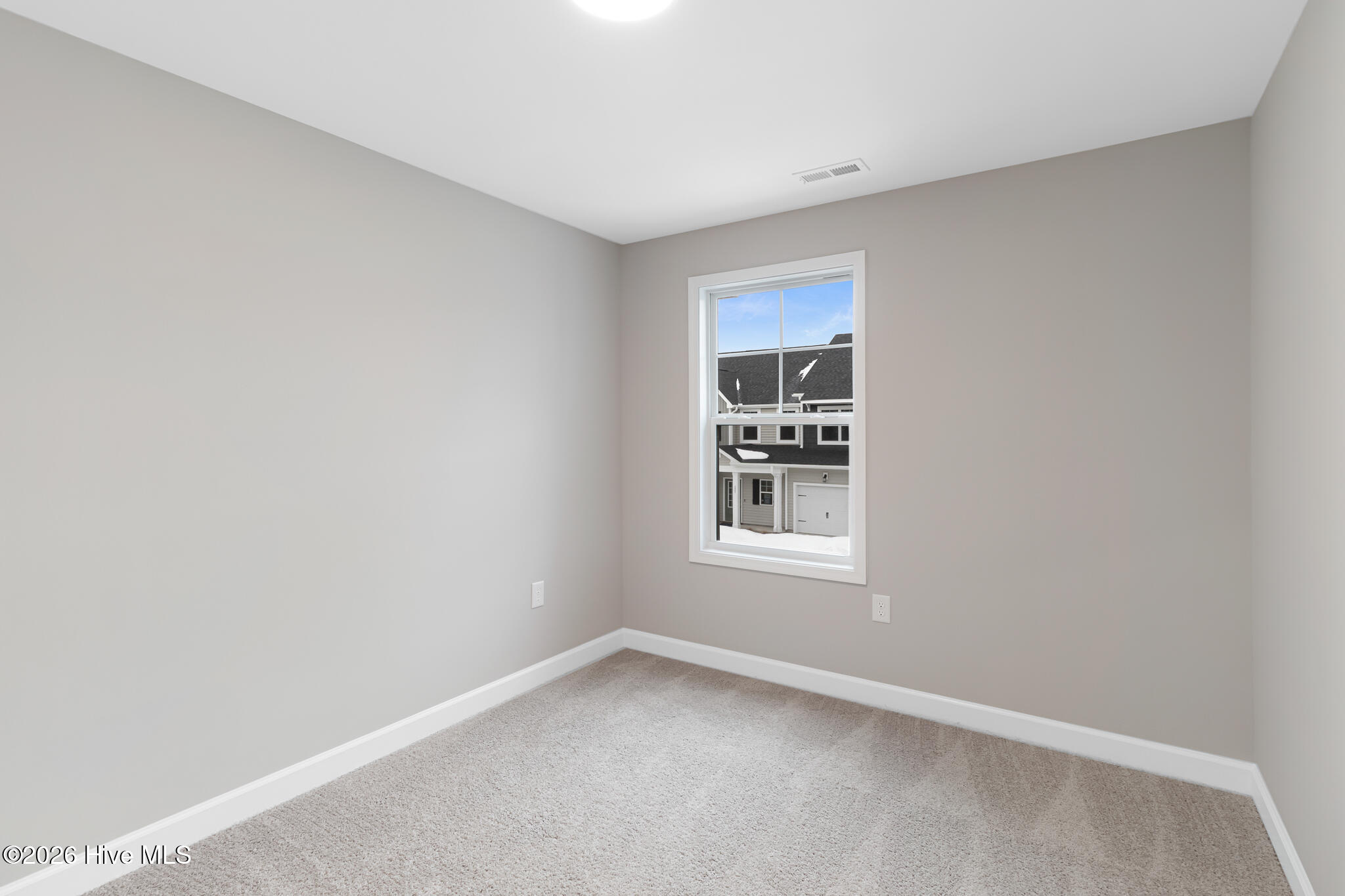 232 Cline Way, Unit 129 Beaufort, NC 28516 - Photo 21 of 37 Bedroom 2
