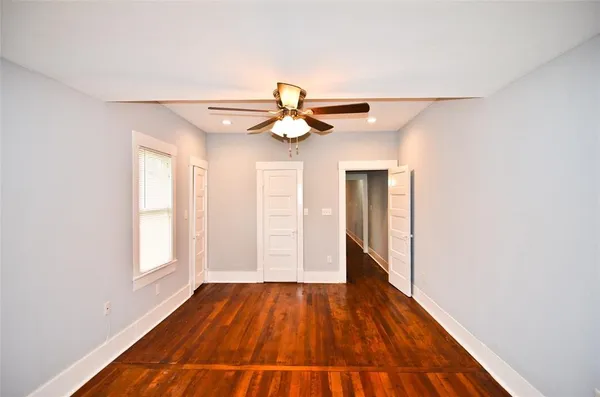 $945 | 1905 Stevens Street, Unit 2, Houston, TX 77026
