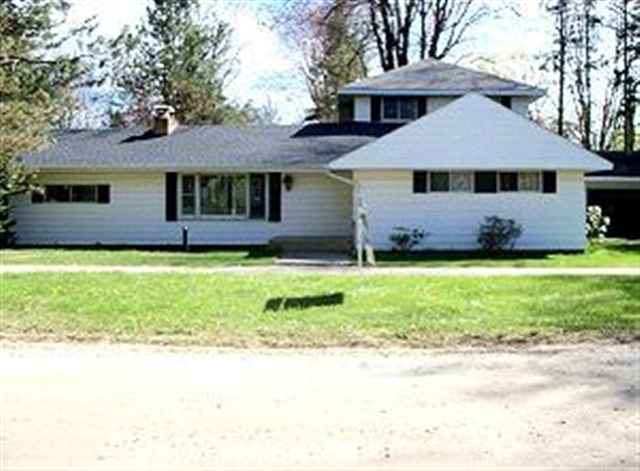 7174 Elm Road Lexington, MI 48450 - Photo 1 of 10 31098878.JPG