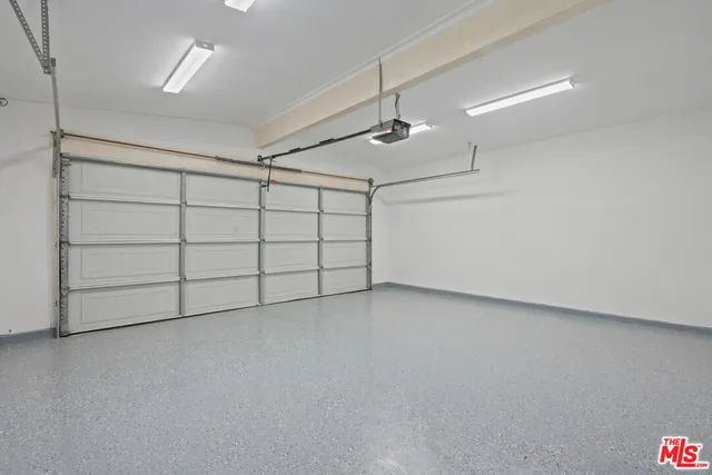 $1,795,000 | 23442 Burbank Boulevard, Woodland Hills, CA 91367