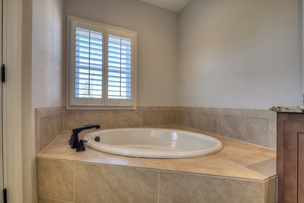 28 Mountaintown Road Ellijay, GA 30540 - Photo 23 of 54 a bathroom with a sink