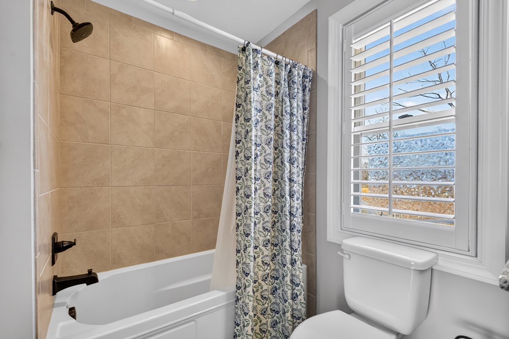 28 Mountaintown Road Ellijay, GA 30540 - Photo 34 of 54 a bathroom with a bathtub and shower