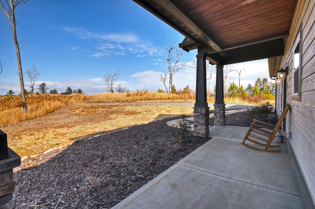 28 Mountaintown Road Ellijay, GA 30540 - Photo 5 of 54