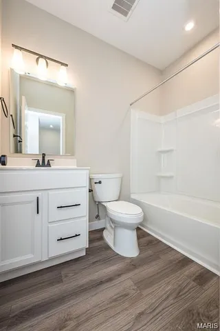 $575,900 | 1347 West Gtwy Heights, Unit 53603, Richmond Heights, MO 63144