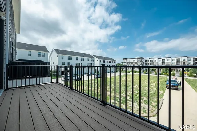 $575,900 | 1347 West Gtwy Heights, Unit 53603, Richmond Heights, MO 63144