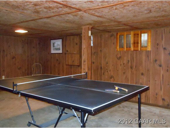 220 Henkel Road Waynesboro, VA 22980 - Photo 9 of 12 a room with pool table