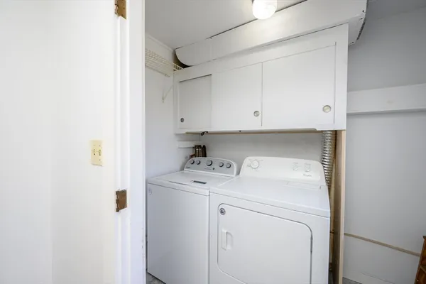 $1,299,000 | 498-500 Main Street, Hingham, MA 02043