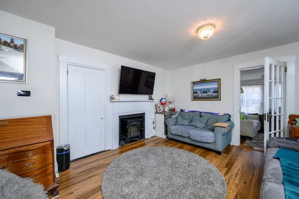 $1,299,000 | 498-500 Main Street, Hingham, MA 02043