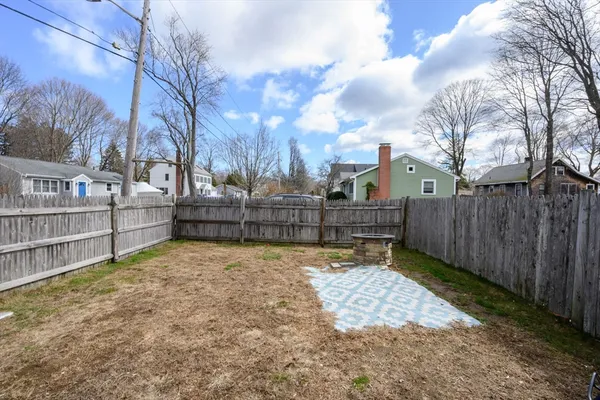 $1,299,000 | 498-500 Main Street, Hingham, MA 02043