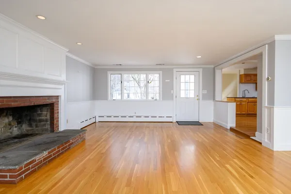 $1,299,000 | 498-500 Main Street, Hingham, MA 02043