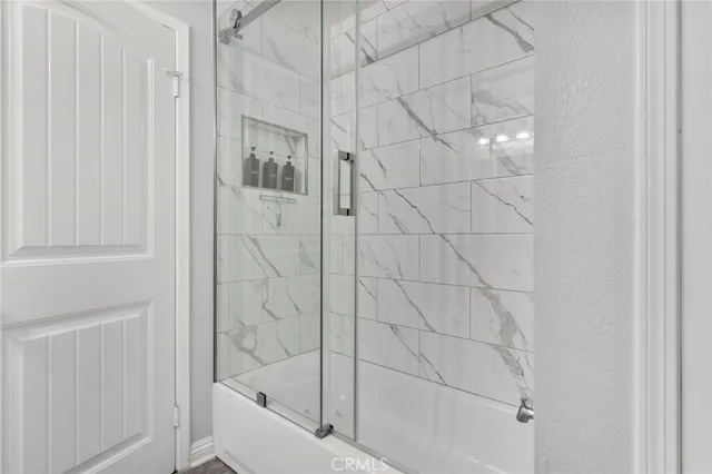 a bathroom with a bathtub