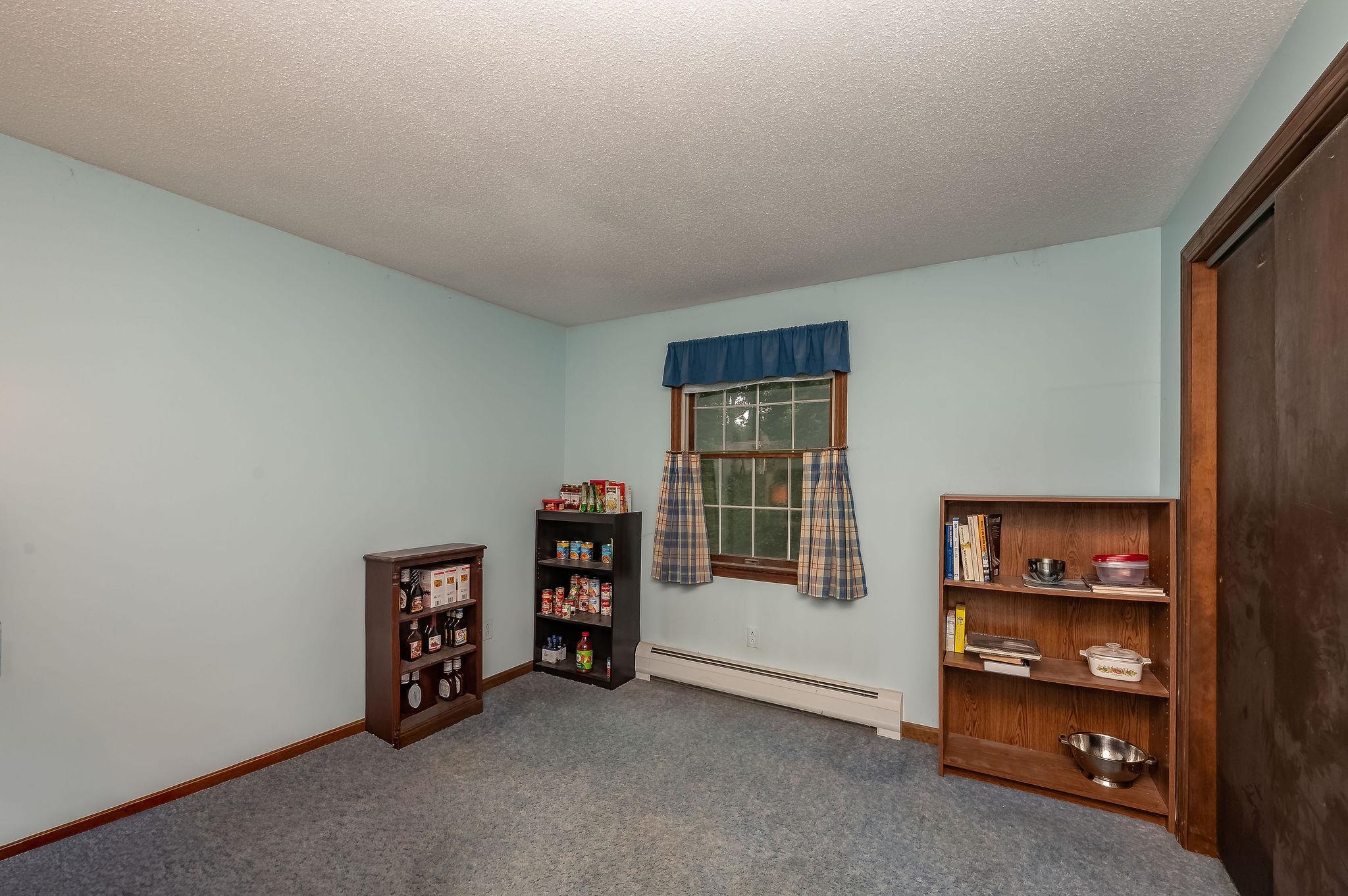 89 Oak Street Rochester, NH 03839 - Photo 21 of 34