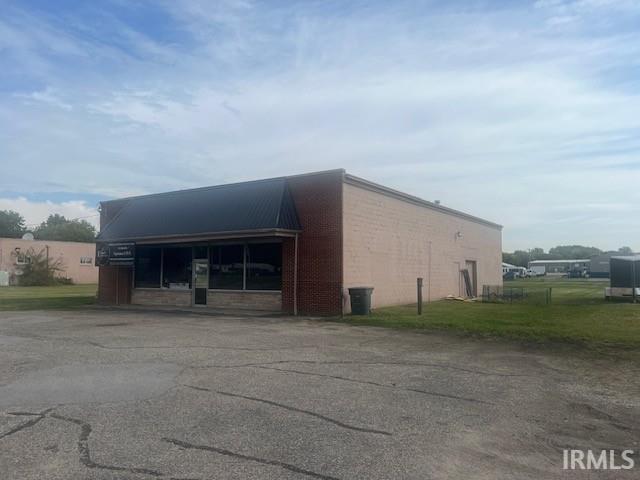 7668 Michigan Road Plymouth, IN 46563 - Photo 3 of 3