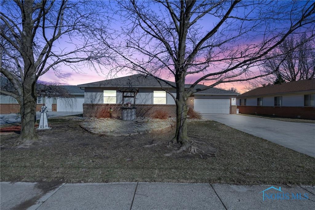 3213 Brown Road Oregon, OH 43616 - Photo 1 of 31 Gallery Image 1