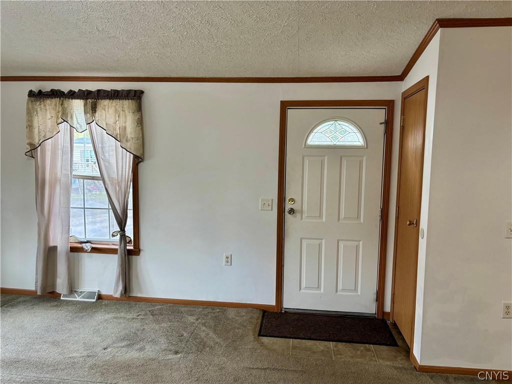 54 Fairport Road Manlius, NY 13104 - Photo 9 of 25