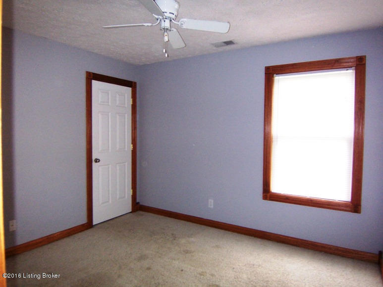 6290 Loretto Road Bardstown, KY 40004 - Photo 15 of 21 14 BED 3